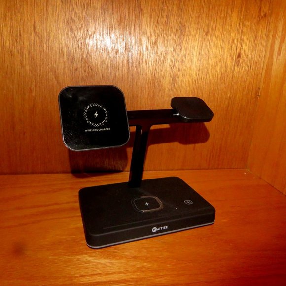WAITIEE Wireless Charger 3 in 1 For Electronics - Picture 1 of 9